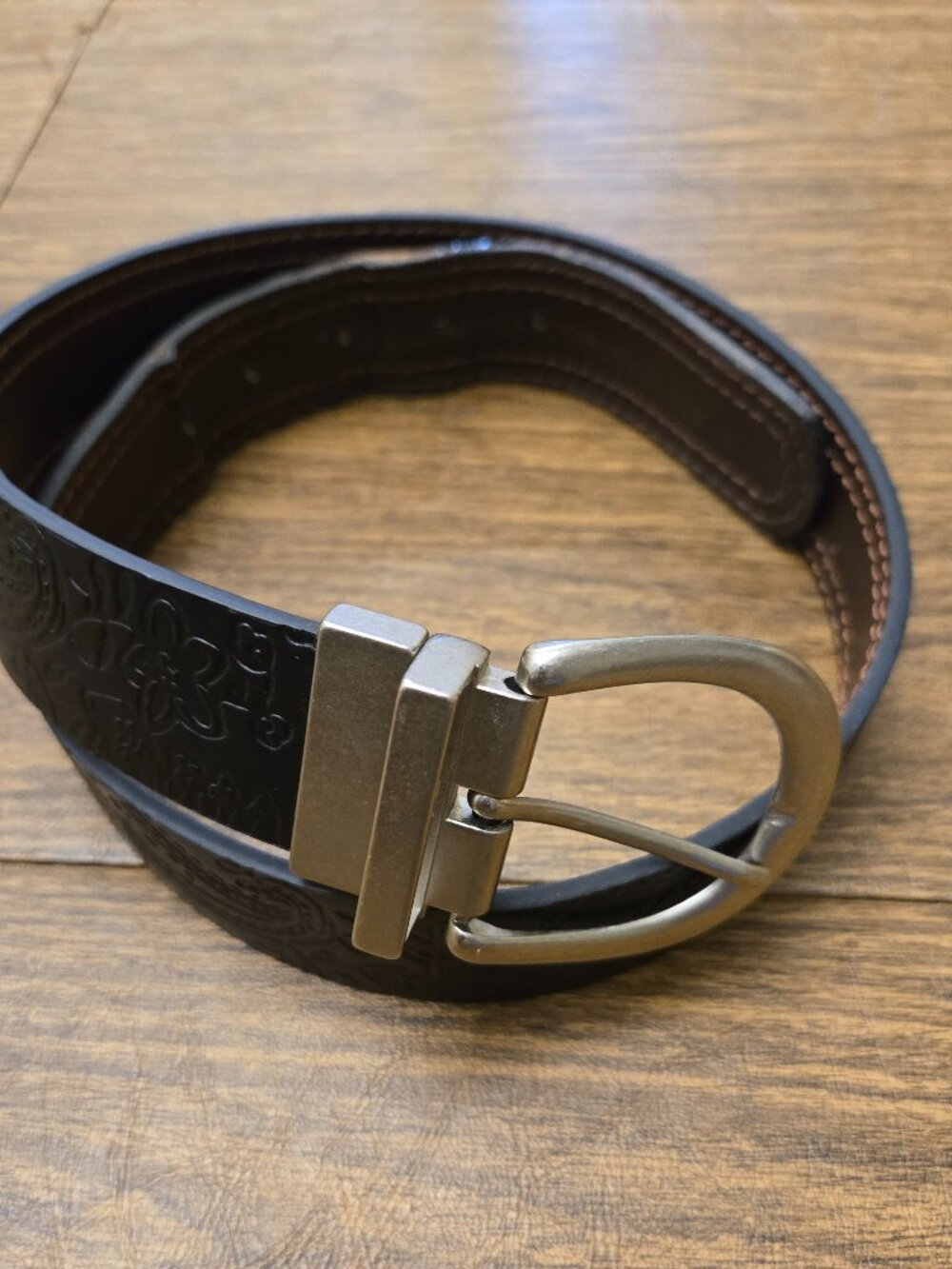 Women's Black Embossed Floral/Paisley Design Belt w/Sturdy Silver Buckle/Loop